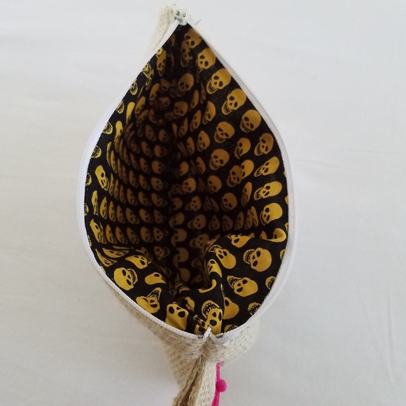 Handmade🪡 Catrina - Coco - Sugar Skull Wristlet - Clutch bag - Make-up bag - Picture 3 of 4